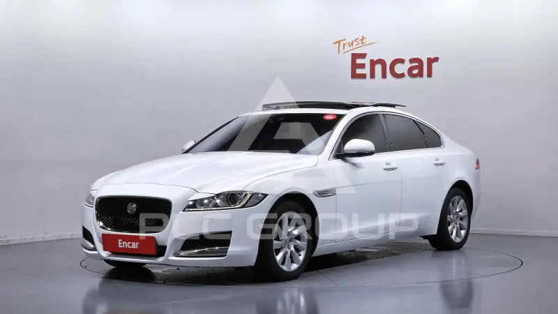 2017 Jaguar XF
