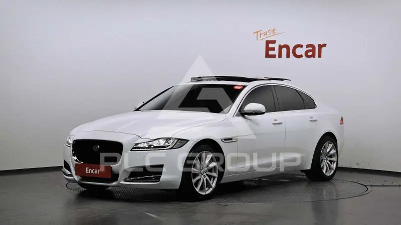 2017 Jaguar XF