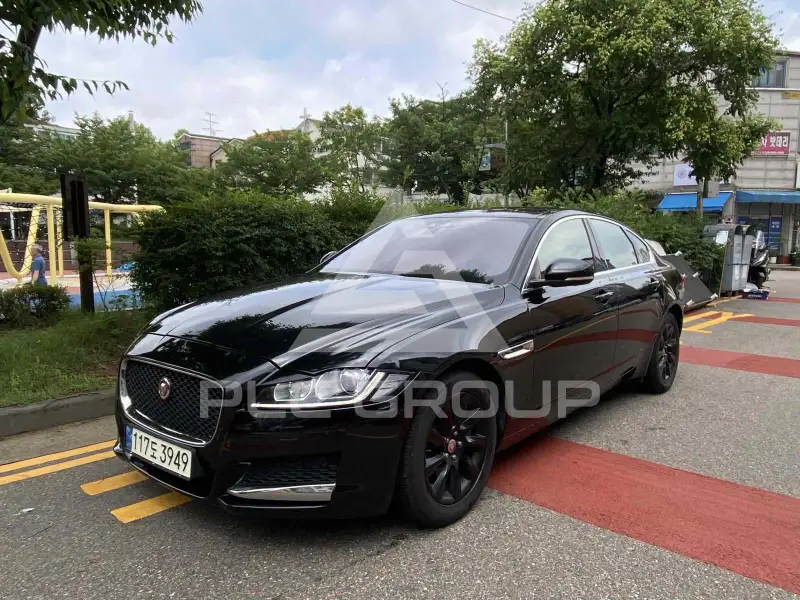 2017 Jaguar XF