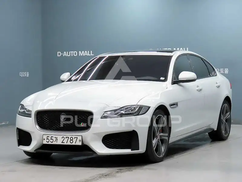 2017 Jaguar XF