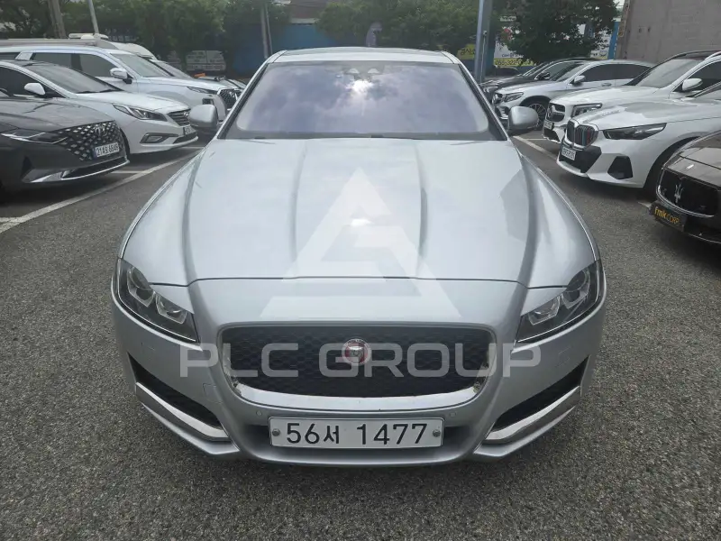 2017 Jaguar XF