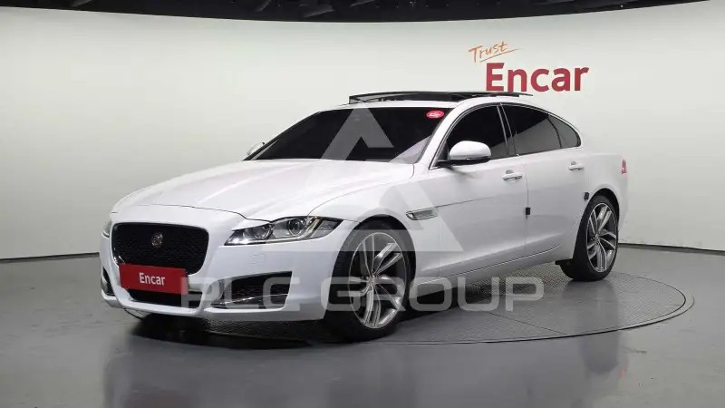 2017 Jaguar XF