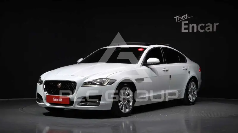 2017 Jaguar XF