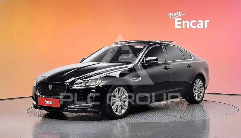 2017 Jaguar XF