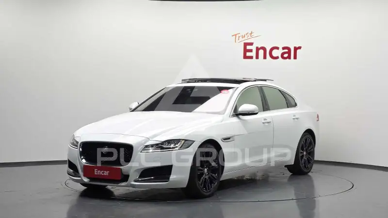2017 Jaguar XF