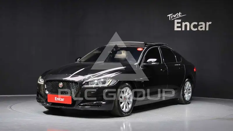 2017 Jaguar XF