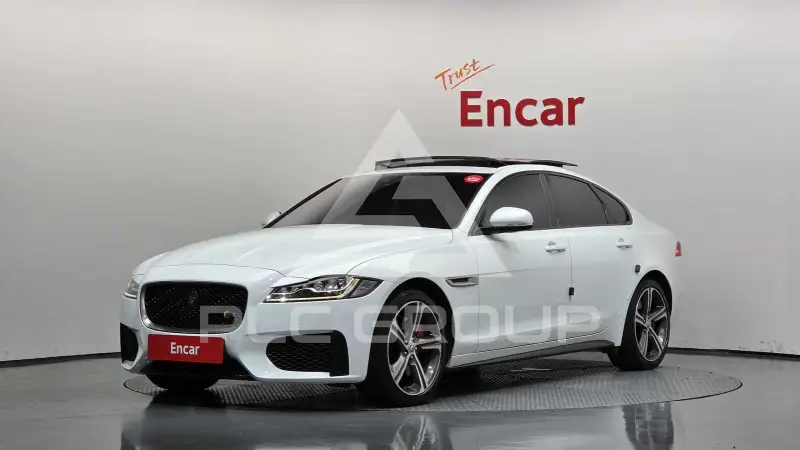 2017 Jaguar XF
