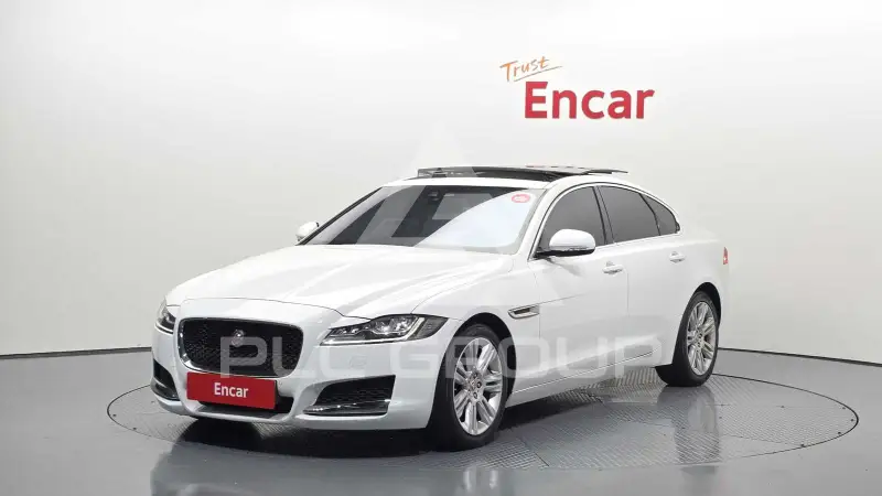 2017 Jaguar XF