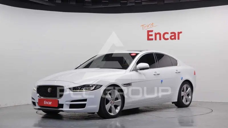 2017 Jaguar XE
