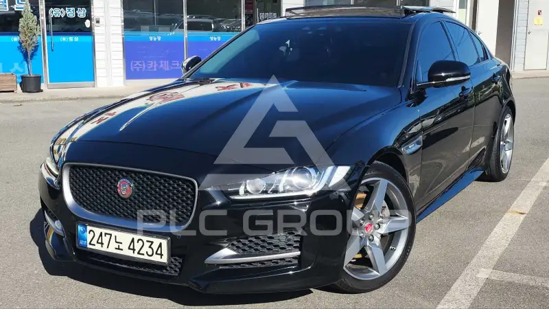 2017 Jaguar XE