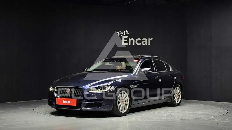 2017 Jaguar XE