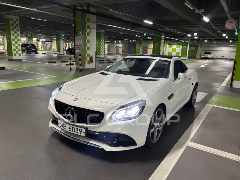 2017 Mercedes Benz SLC-Class