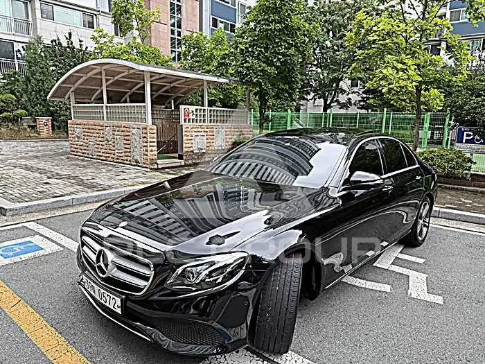 2017 Mercedes Benz E-Class