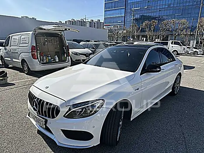 2017 Mercedes Benz C-Class