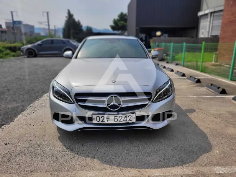 2017 Mercedes Benz C-Class