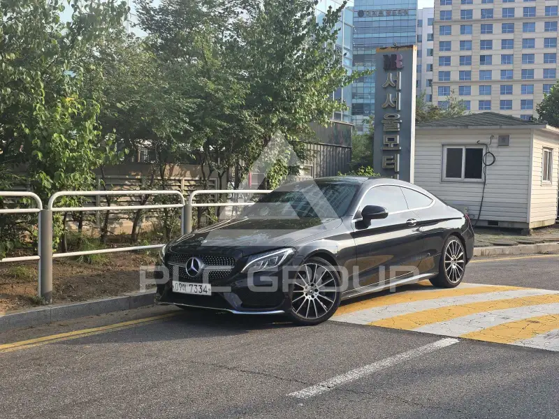 2017 Mercedes Benz C-Class