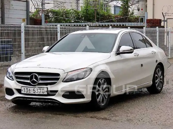 2017 Mercedes Benz C-Class