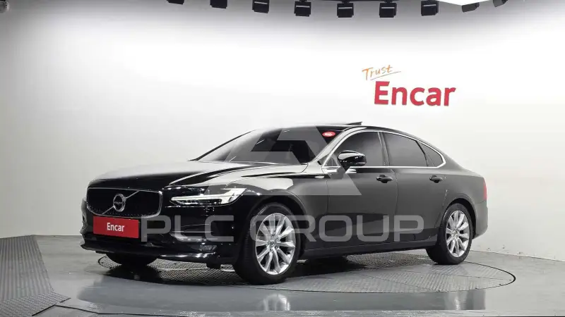 2017 Volvo S90