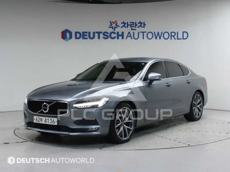 2017 Volvo S90
