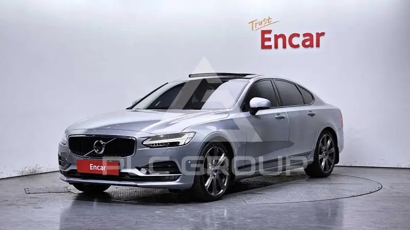 2017 Volvo S90