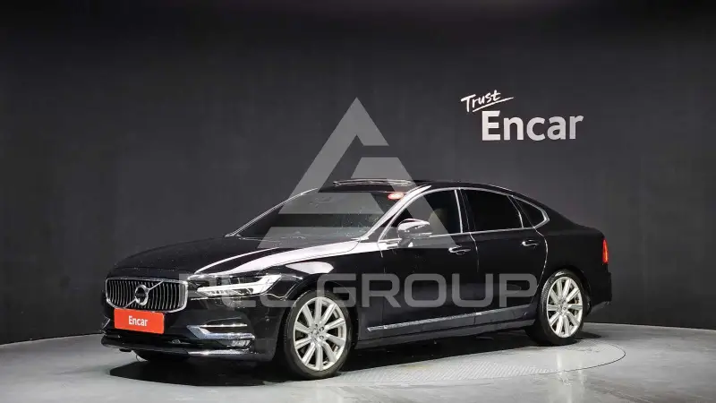2017 Volvo S90