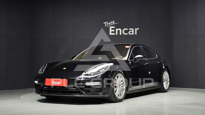 2017 Porsche Panamera