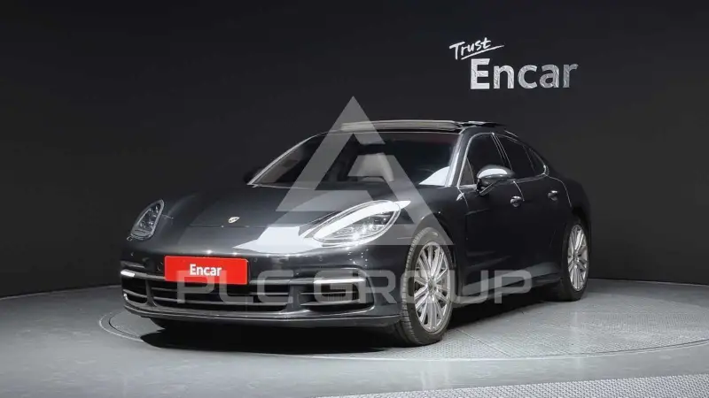 2017 Porsche Panamera
