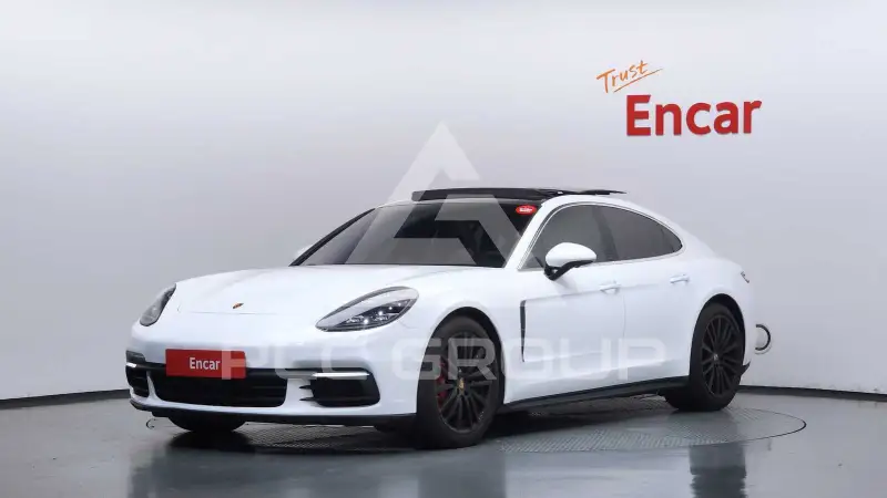 2017 Porsche Panamera