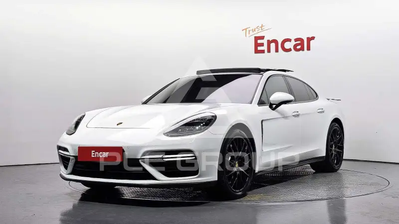 2017 Porsche Panamera