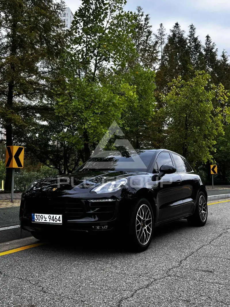 2017 Porsche Macan