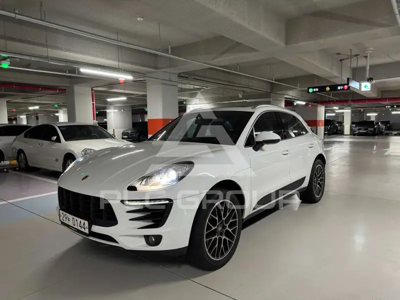 2017 Porsche Macan