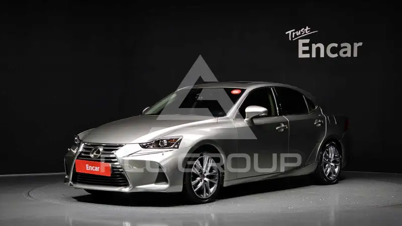 2017 Lexus IS