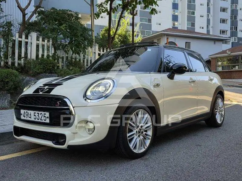 2017 Mini Cooper