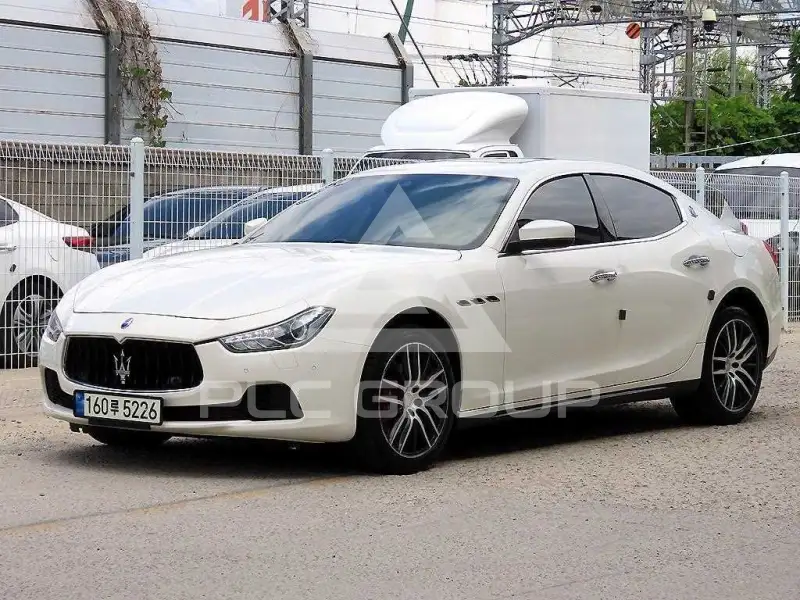 2017 Maserati GHIBLI