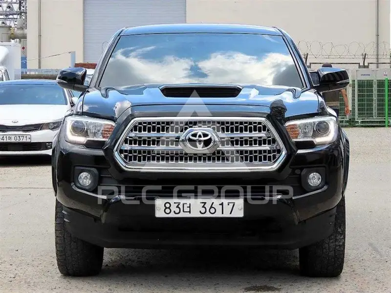 2017 Toyota TACOMA