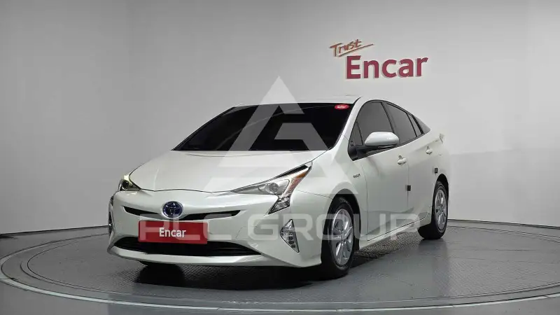 2017 Toyota PRIUS