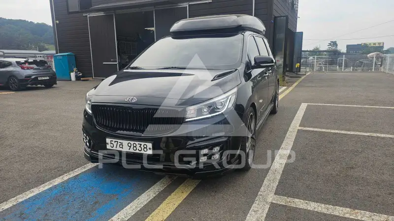 2017 KIA Carnival