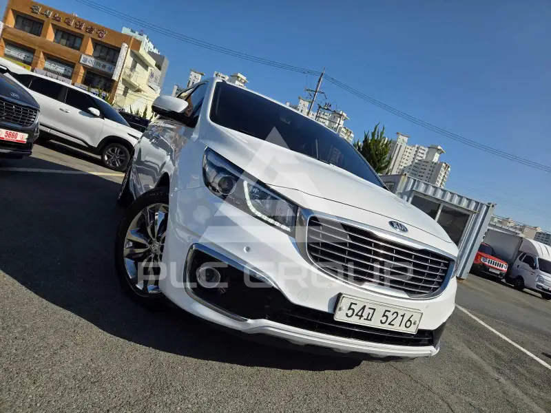 2017 KIA Carnival