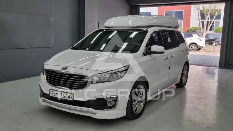 2017 KIA Carnival