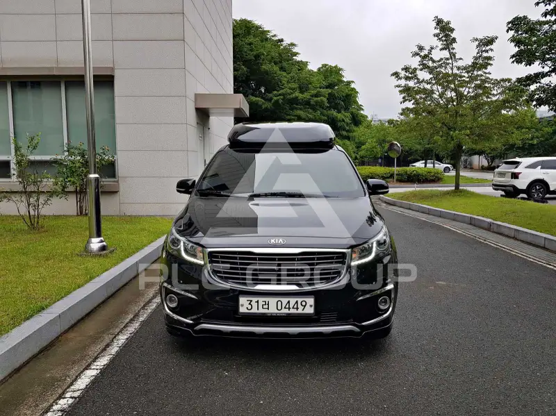2017 KIA Carnival