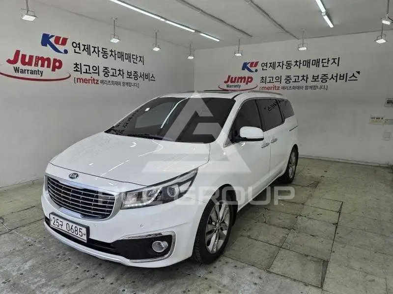 2017 KIA Carnival