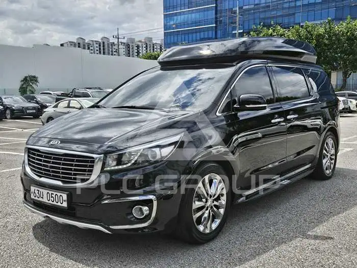 2017 KIA Carnival