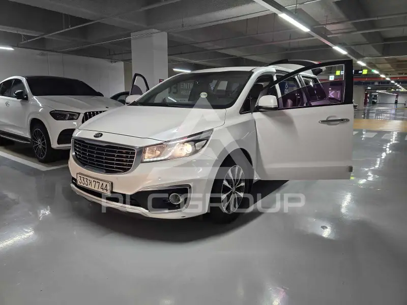 2017 KIA Carnival