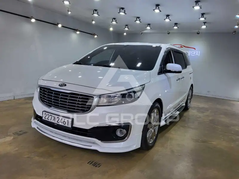 2017 KIA Carnival