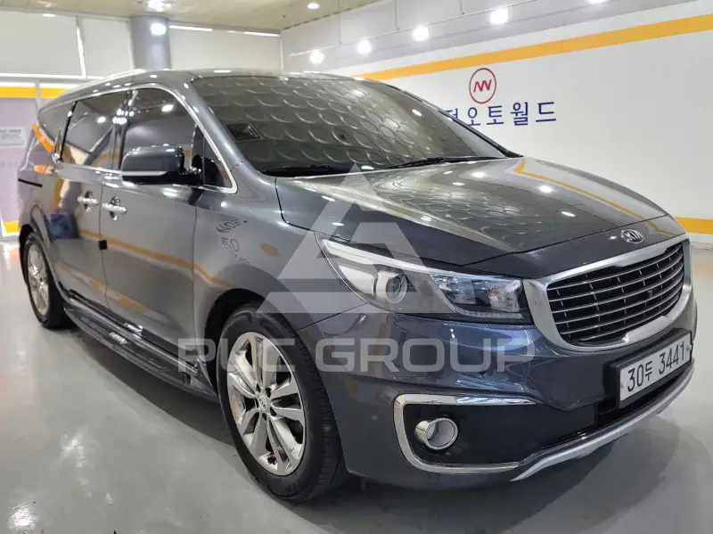 2017 KIA Carnival