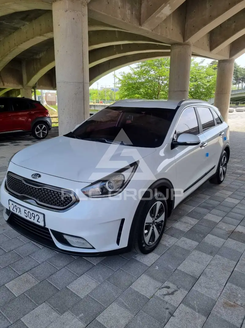 2017 KIA Niro
