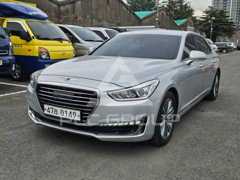 2017 Genesis G90