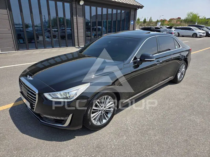 2017 Genesis G90