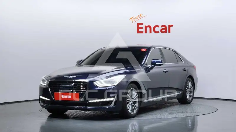 2017 Genesis EQ900
