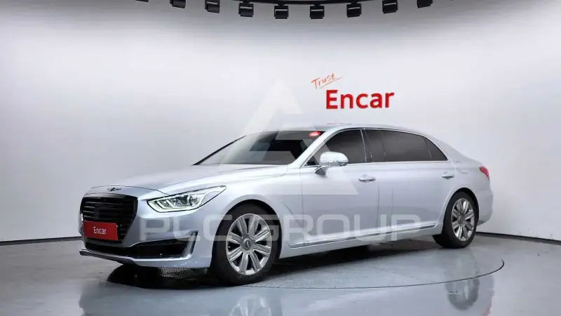 2017 Genesis G90